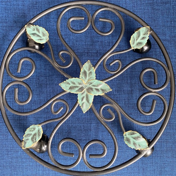 unknown Other - Black metal rolling plant stand. 12 inch diameter